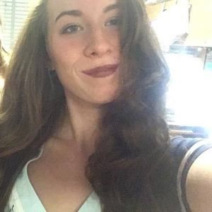 Meet your Posher, Michaela